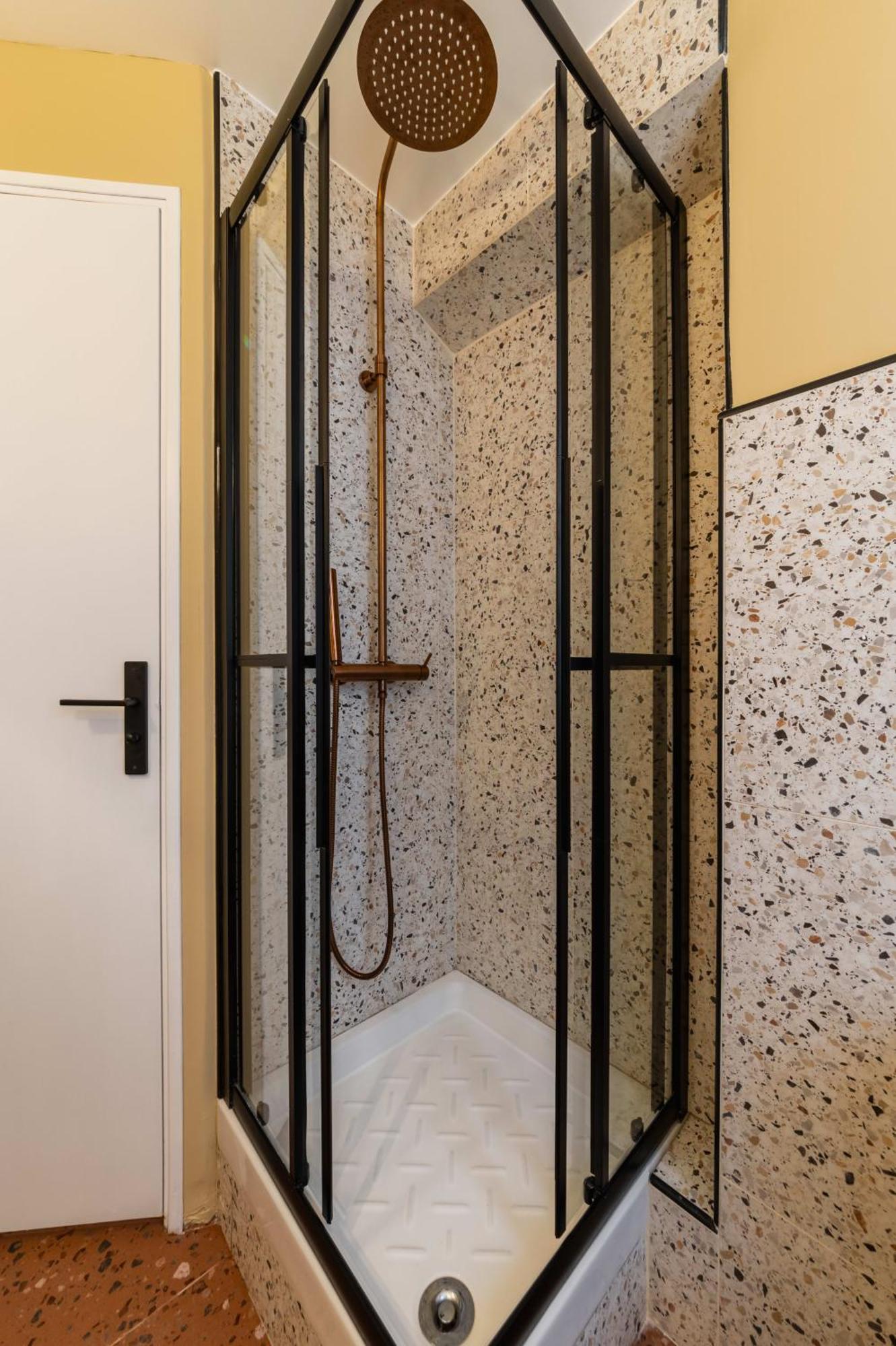 Grand Studio Refait A Neuf Paris 16 - 4P - Flat-Guest المظهر الخارجي الصورة