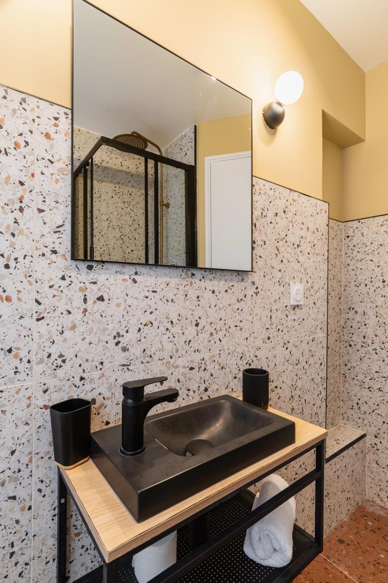 Grand Studio Refait A Neuf Paris 16 - 4P - Flat-Guest المظهر الخارجي الصورة